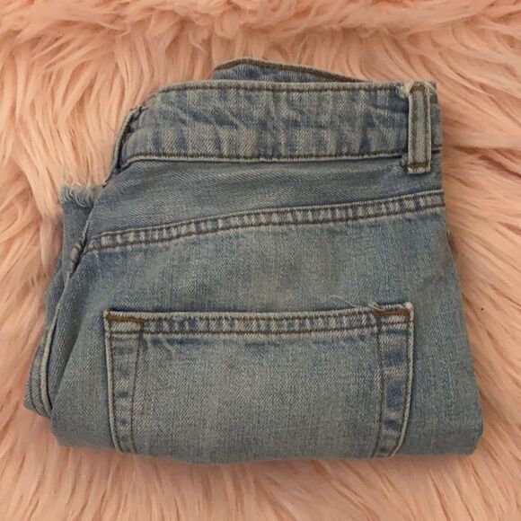 TopShop Mom Moto Distressed Cutoff Shorts - Picture 4 of 11